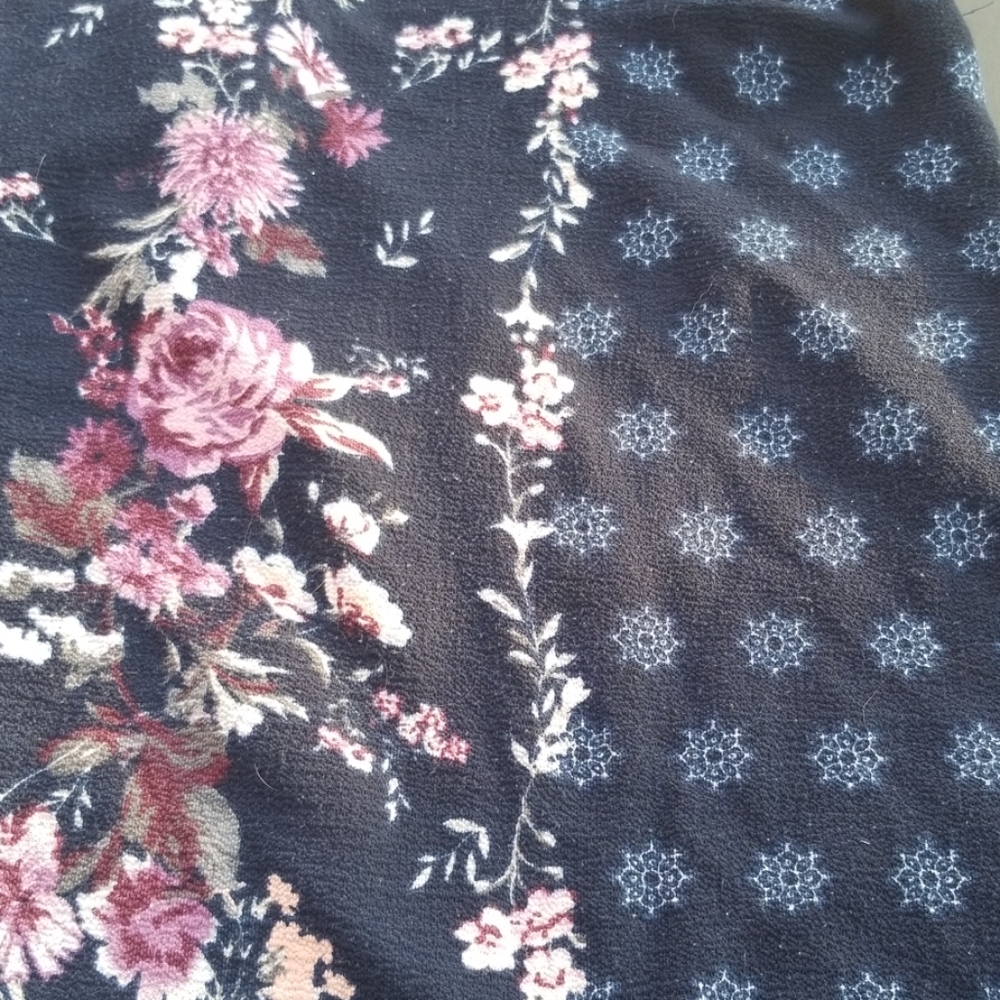 Blouse - Picture 2 of 4